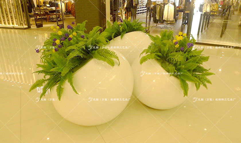 新型玻璃鋼花盆，讓你對(duì)花盆重新認(rèn)識(shí)！